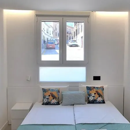 The White House Nyaraló Toledo